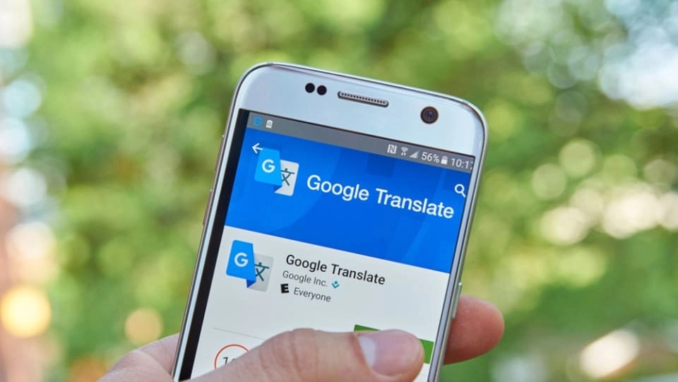 What outstanding features does Google Translate have that are difficult to replace?